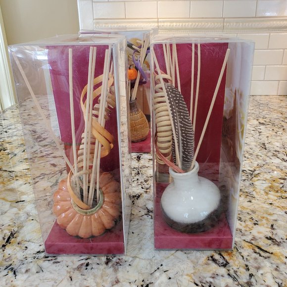 Fragrance Diffuser Oil Vase Harvest, Pumpkin, Ginger Better Homes - Picture 1 of 11